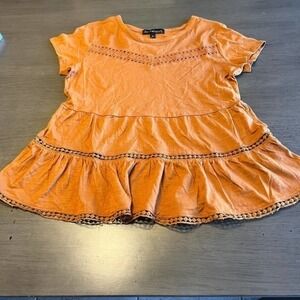 Derek Heart Womens Medium Orange‎ Crochet Trimmed Tiered Short Sleeve Top